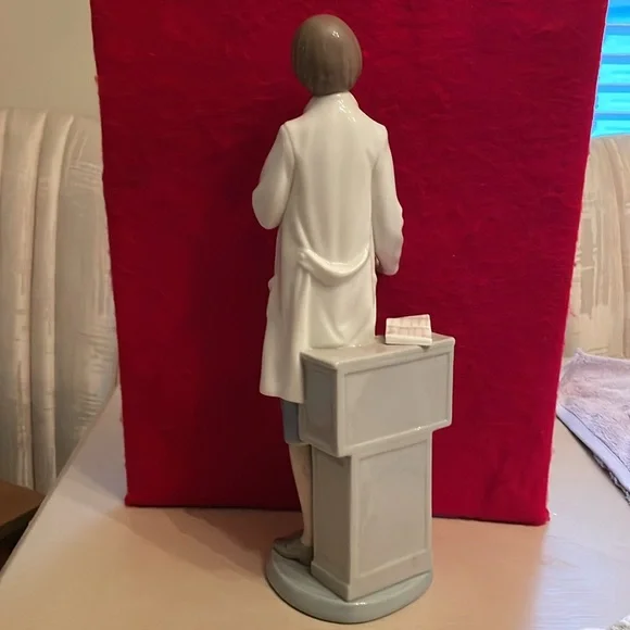 NAO by Lladro-Daisa-Large Female Doctor Porcelain Figurine-Approx:13 1/2” Tall